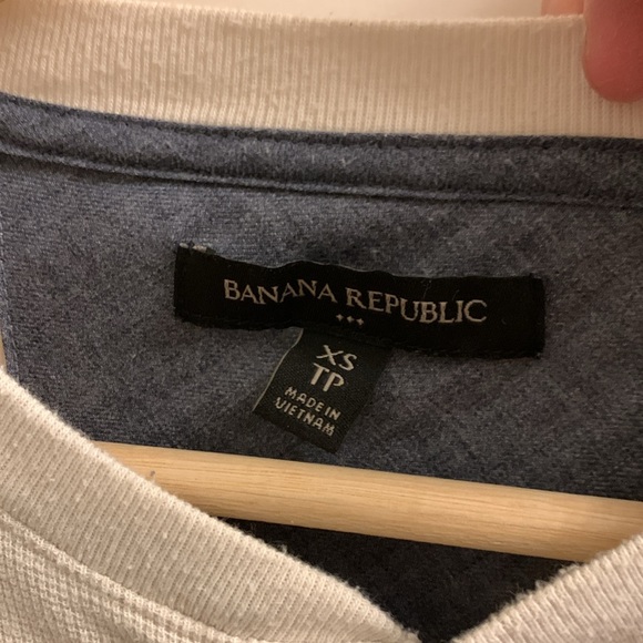 Banana Republic | Men's Longsleeve T-Shirt | Vanilla White | US XS - Picture 3 of 4